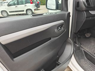 Peugeot Traveller 2019-thumb-14