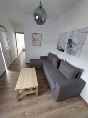 null-thumb-2