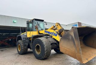 Φορτωτής Με Λάστιχα Komatsu 2010 WA 380-6 / ΓΙΑ ΕΙΣΑΓΩΓΗ 1-thumb-2
