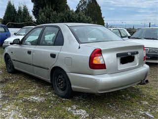 Hyundai Accent 2001-thumb-3