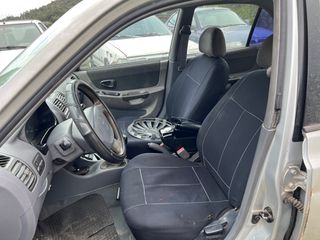 Hyundai Accent 2001-thumb-6