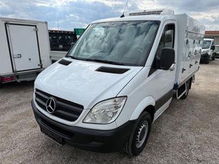 Παγωτατζίδικο Mercedes-Benz 2011 310-thumb-16
