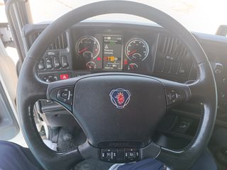 Scania 2017 R580 ΜΕ ADR-thumb-29