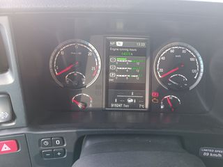 Scania 2017 R580 ΜΕ ADR-thumb-23