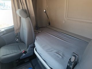Scania 2017 R580 ΜΕ ADR-thumb-26