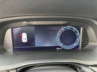 Skoda Octavia 2021-thumb-9