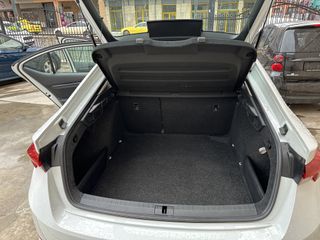 Skoda Octavia 2021-thumb-21