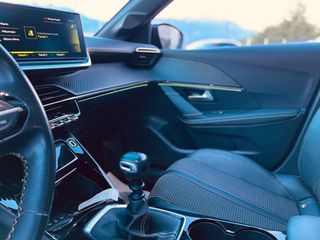 Peugeot 208 2020 GT-LINE / PANORAMA /NAVI/3D-i COCKPIT-thumb-8