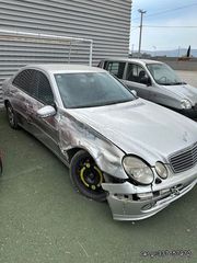 Mercedes-Benz 220 E 220 '02