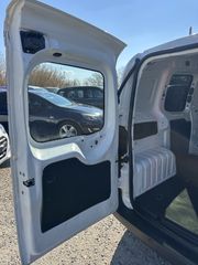 Fiat Fiorino 2014-thumb-8