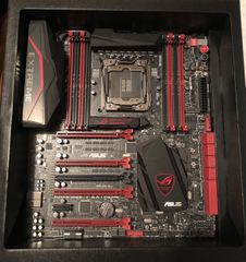 ASUS RAMPAGE V EXTREME-thumb-1