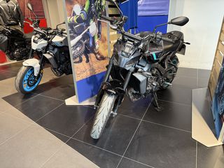 Yamaha MT-09 Y-AMT 2025-thumb-3