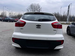 Kia Rio 2016 1.1 CRDi Active-thumb-6