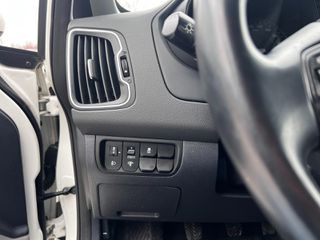 Kia Rio 2016 1.1 CRDi Active-thumb-9