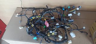 SUZUKI SWIFT H/B 06-11	ΠΛΕΞΟΥΔΑ ΑΜΑΞΩΜΑΤΟΣ ΕΣΩΤΕΡΙΚΑ     ΒΕΝΖΙΝΗ