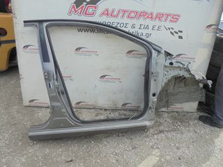 Μεσαία Κολώνα  Δεξιά  TOYOTA YARIS (2017-2021)     και ράμφος