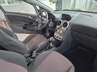 Opel Corsa 2009 1.4 TWINPORT SPORT-thumb-21