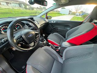 Ford Fiesta 2015 ST-Line-thumb-21