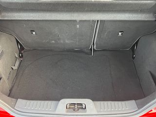 Ford Fiesta 2015 ST-Line-thumb-23