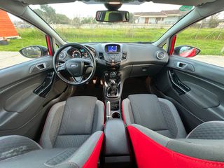 Ford Fiesta 2015 ST-Line-thumb-32