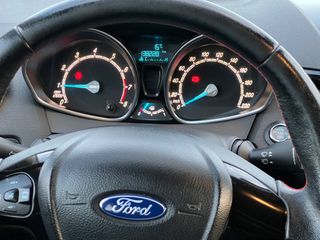 Ford Fiesta 2015 ST-Line-thumb-35
