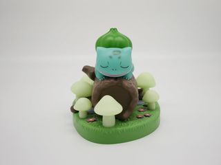 POKEMON - Bulbasaur - LED Light-Up Scene-thumb-2
