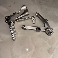 Ducati Panigale 899 959 1299 1199 Rearset Rear Set Foot Peg OEM            Μαρσπιέδες 100€