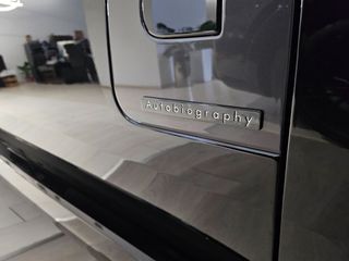 Land Rover Range Rover 2025 LWB-thumb-4