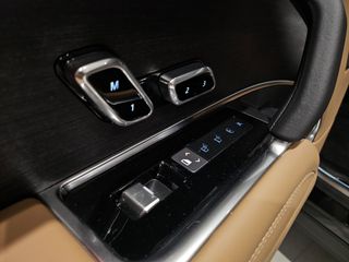 Land Rover Range Rover 2025 LWB-thumb-41