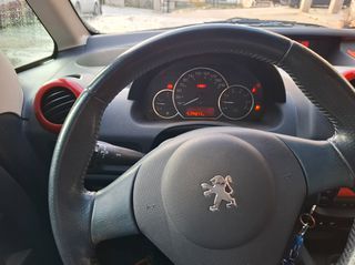 Peugeot 1007 2006-thumb-18