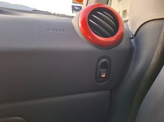 Peugeot 1007 2006-thumb-20