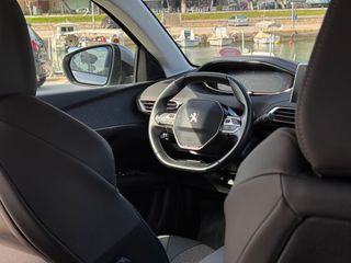 Peugeot 3008 2020 Hybrid 225 HP Allure-thumb-36