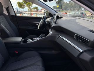 Peugeot 3008 2020 Hybrid 225 HP Allure-thumb-39