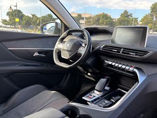 Peugeot 3008 2020 Hybrid 225 HP Allure-thumb-41