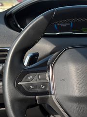 Peugeot 3008 2020 Hybrid 225 HP Allure-thumb-52