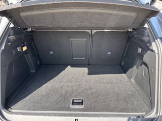 Peugeot 3008 2020 Hybrid 225 HP Allure-thumb-21