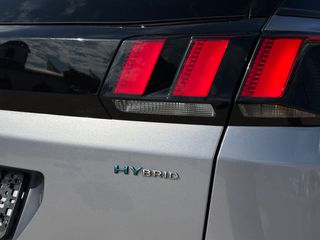 Peugeot 3008 2020 Hybrid 225 HP Allure-thumb-22
