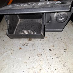 Opel calibra 2.0cc σταχτοθηκη-thumb-1