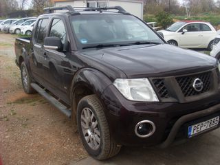 Nissan Navara 2015 V6-thumb-2