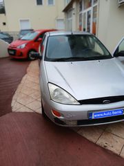 Ford Focus 2000