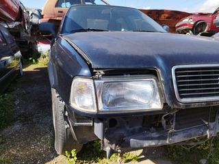 εμπρός φανάρια Audi 80