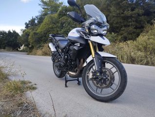 Triumph Tiger 800 2012-thumb-1