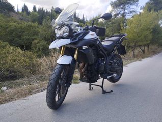 Triumph Tiger 800 2012-thumb-2