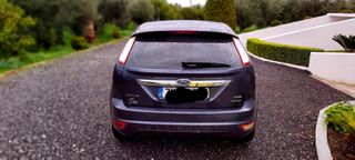 Ford Focus 2008 Titanium-thumb-3