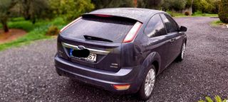 Ford Focus 2008 Titanium-thumb-4