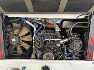 Vanhool 2016 EX16M-thumb-3