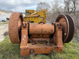 Quarry Equipment 1900 ΜΑΣΕΛΑ 100*25-thumb-3