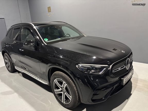 Mercedes-Benz GLC 300 2023 GLC 300 DE AMG 4MATIC 9G-TRONIC PANORAMA