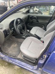 Volkswagen Polo 1998-thumb-3