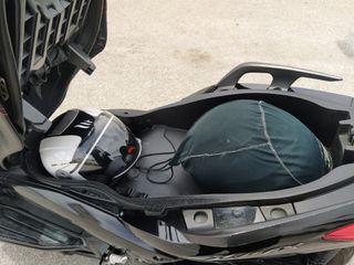 Yamaha XMAX 250 2012 ABS-thumb-6